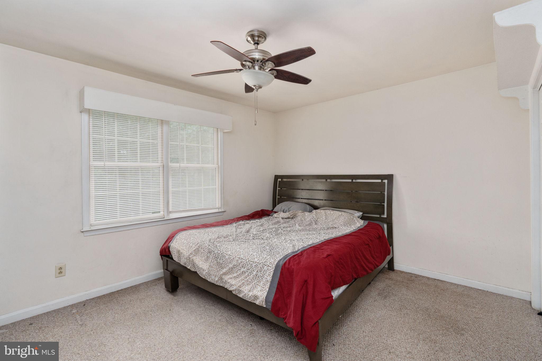 LAKE LAND OR - Residential