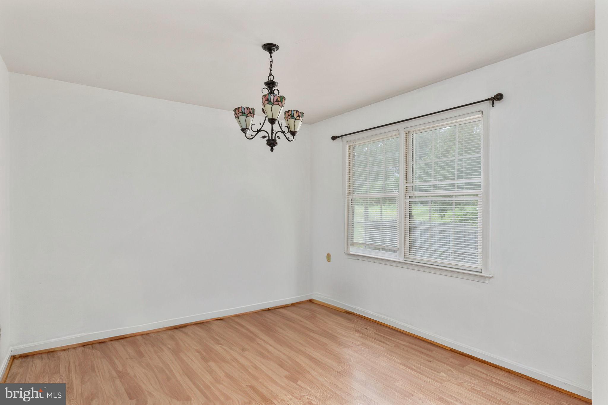 LAKE LAND OR - Residential