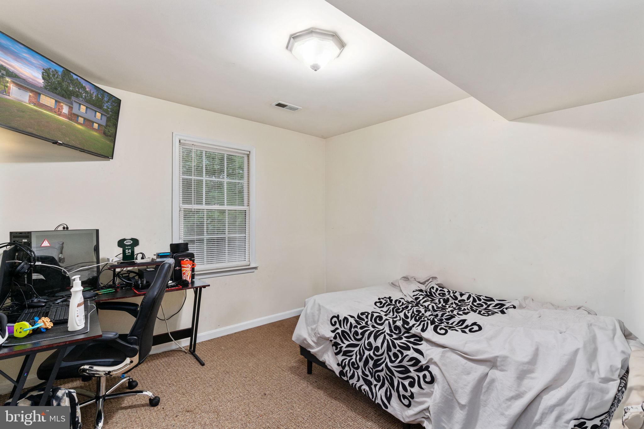 LAKE LAND OR - Residential