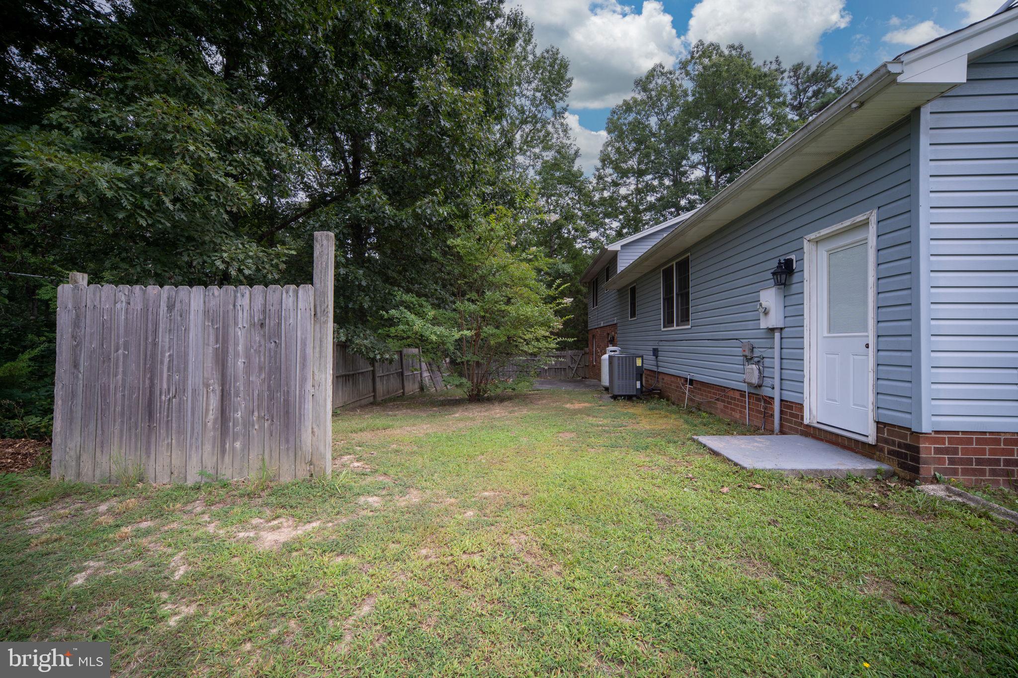 LAKE LAND OR - Residential