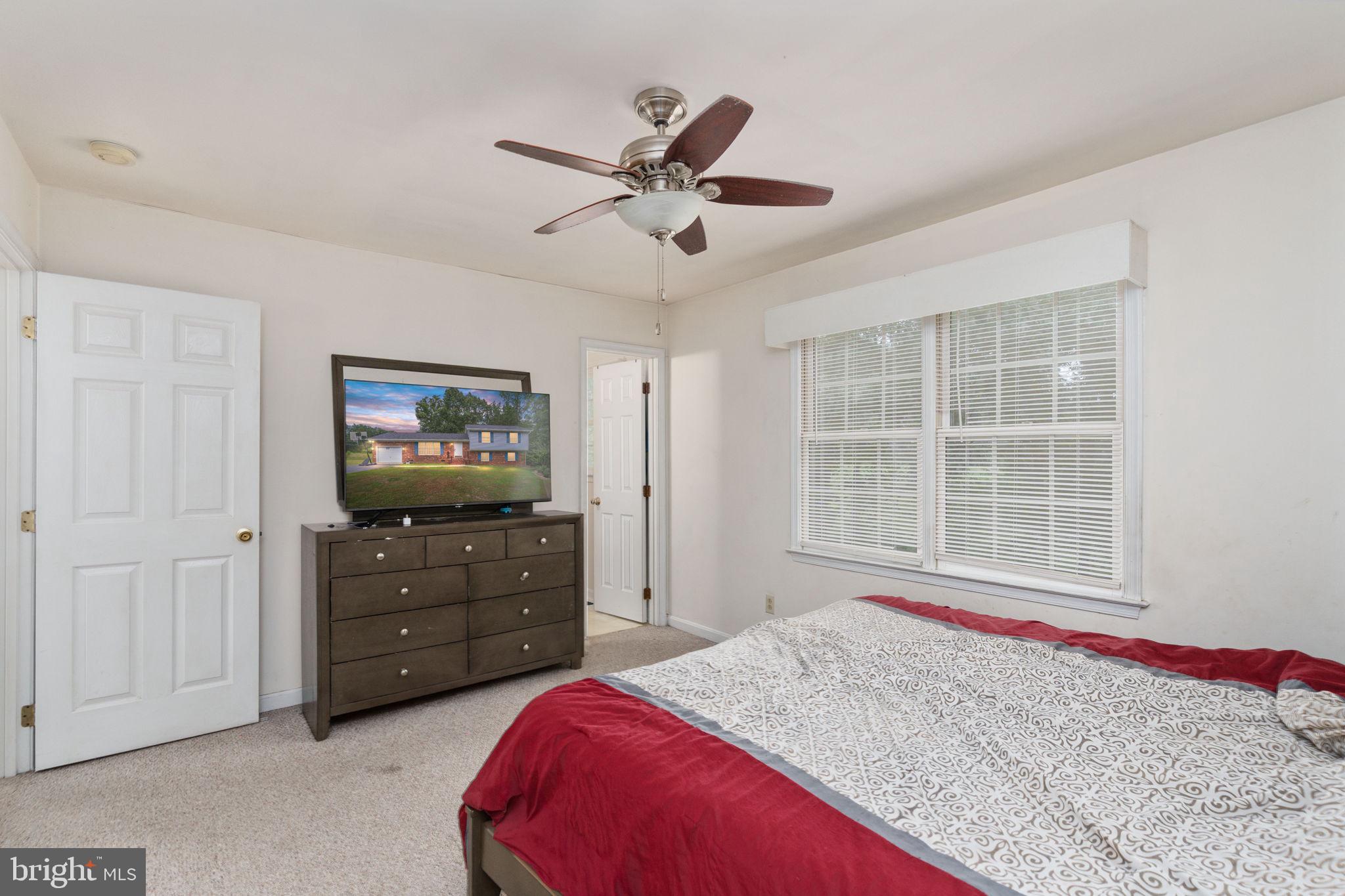 LAKE LAND OR - Residential