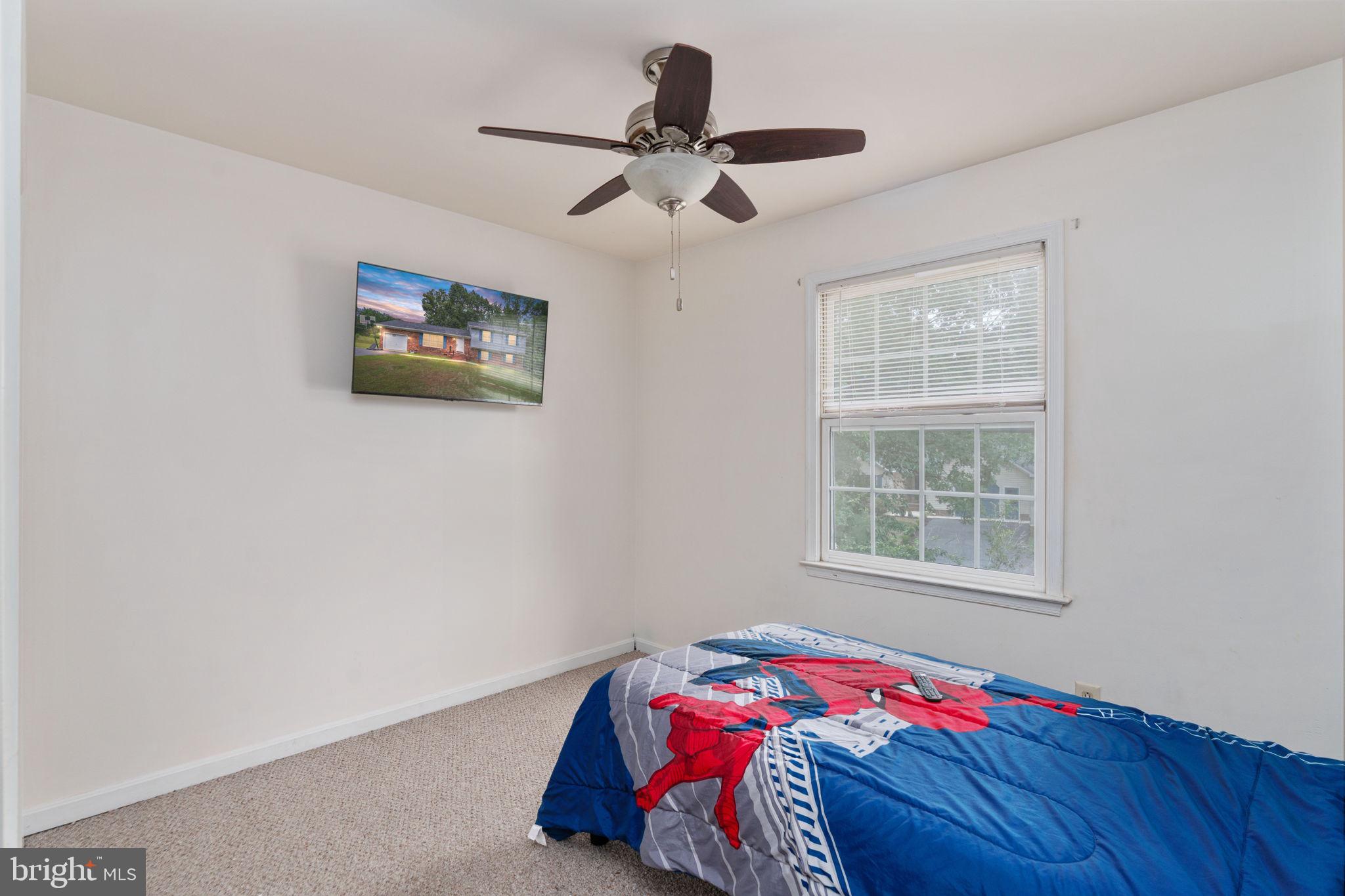 LAKE LAND OR - Residential