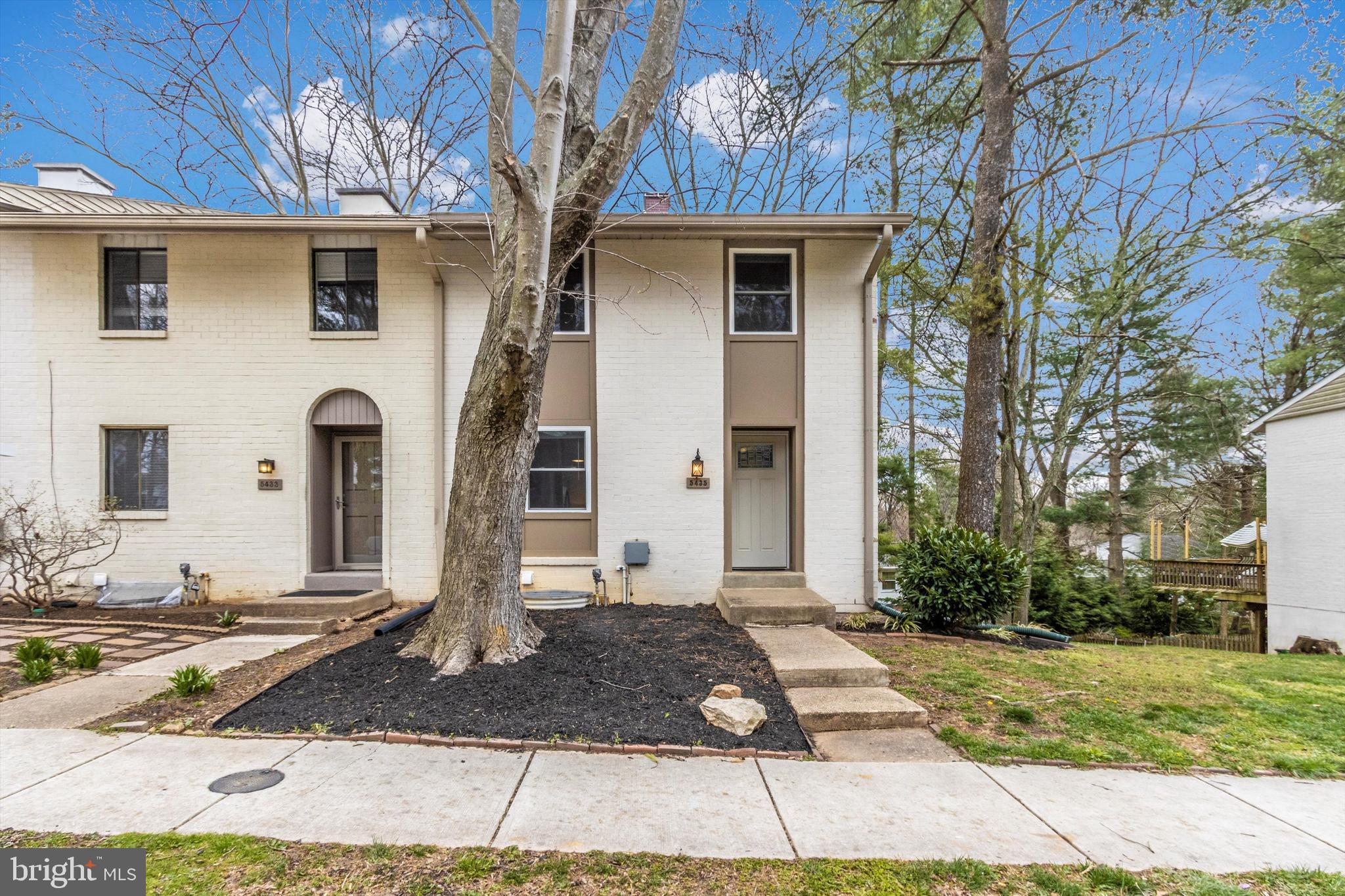 VILLAGE OF HARPERS CHOICE - Residential