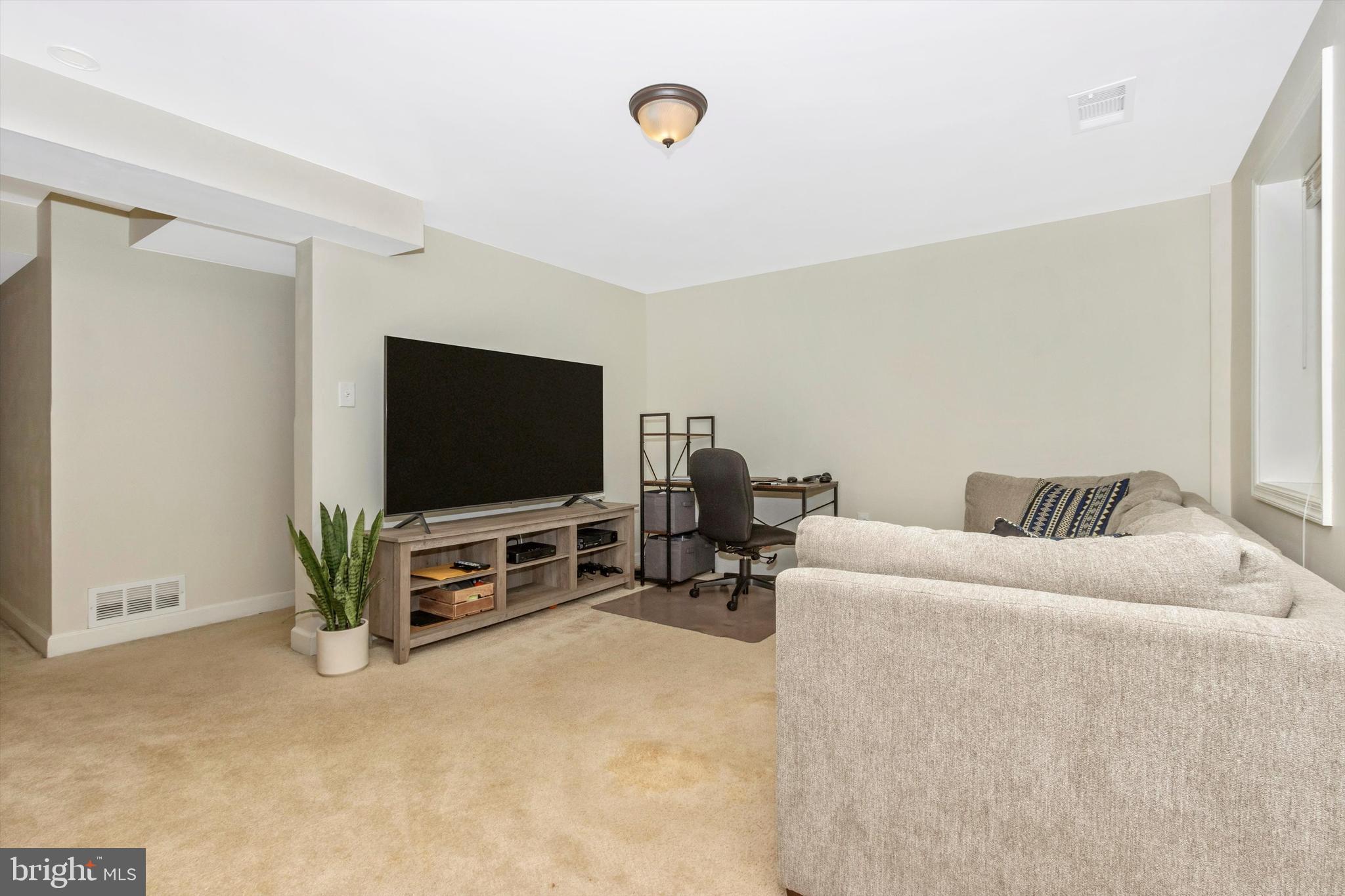 VILLAGE OF HARPERS CHOICE - Residential