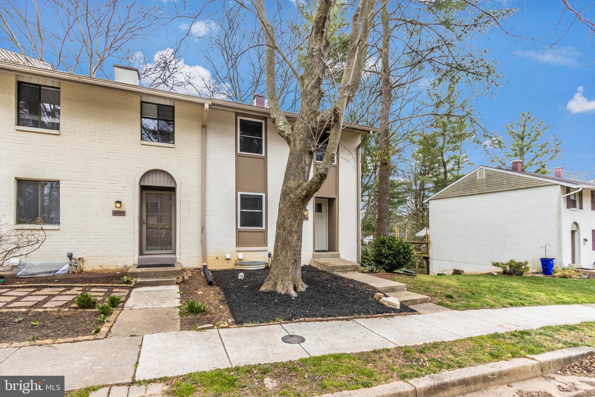 VILLAGE OF HARPERS CHOICE - Residential