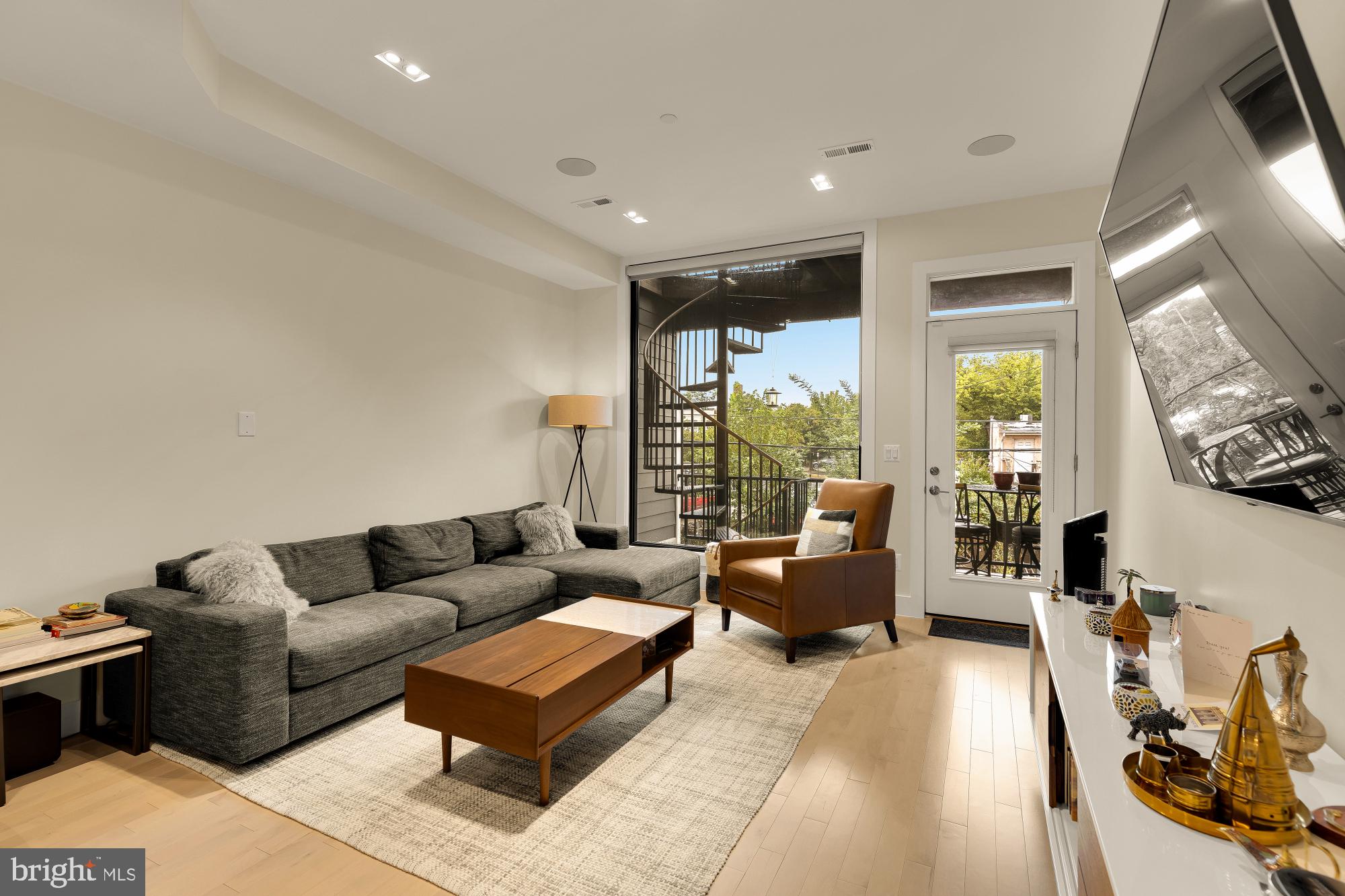 1530 3RD STREET NW 2