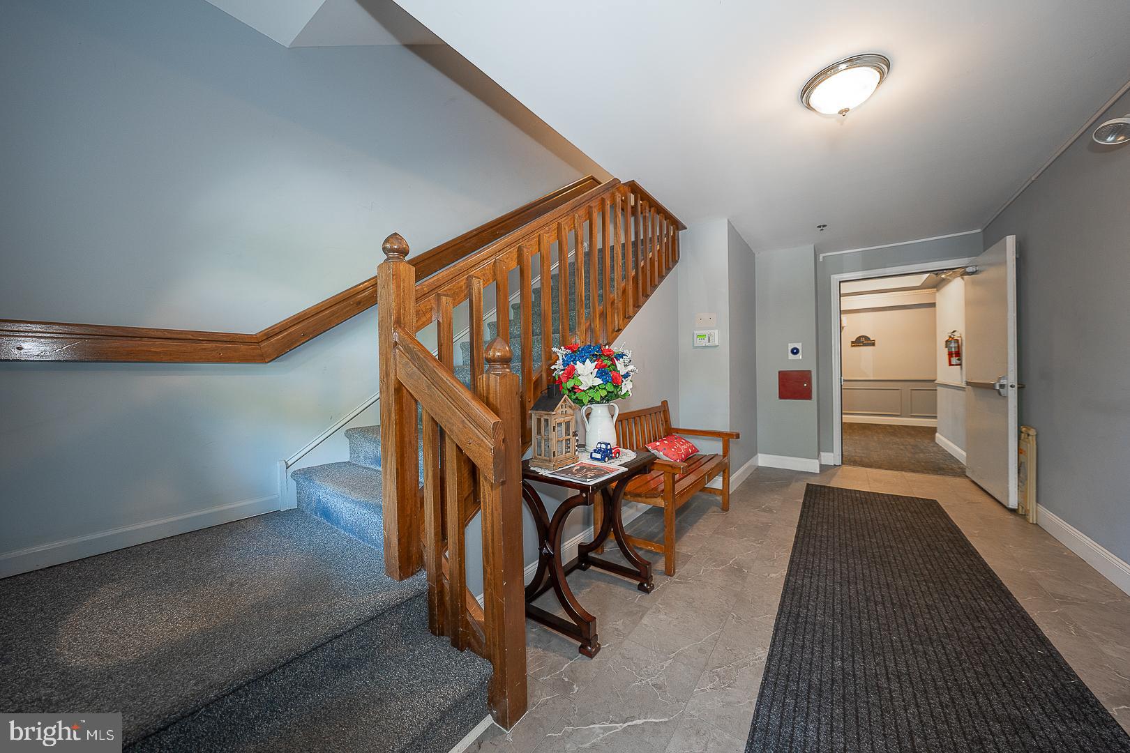420 PAOLI POINTE DRIVE 420-M