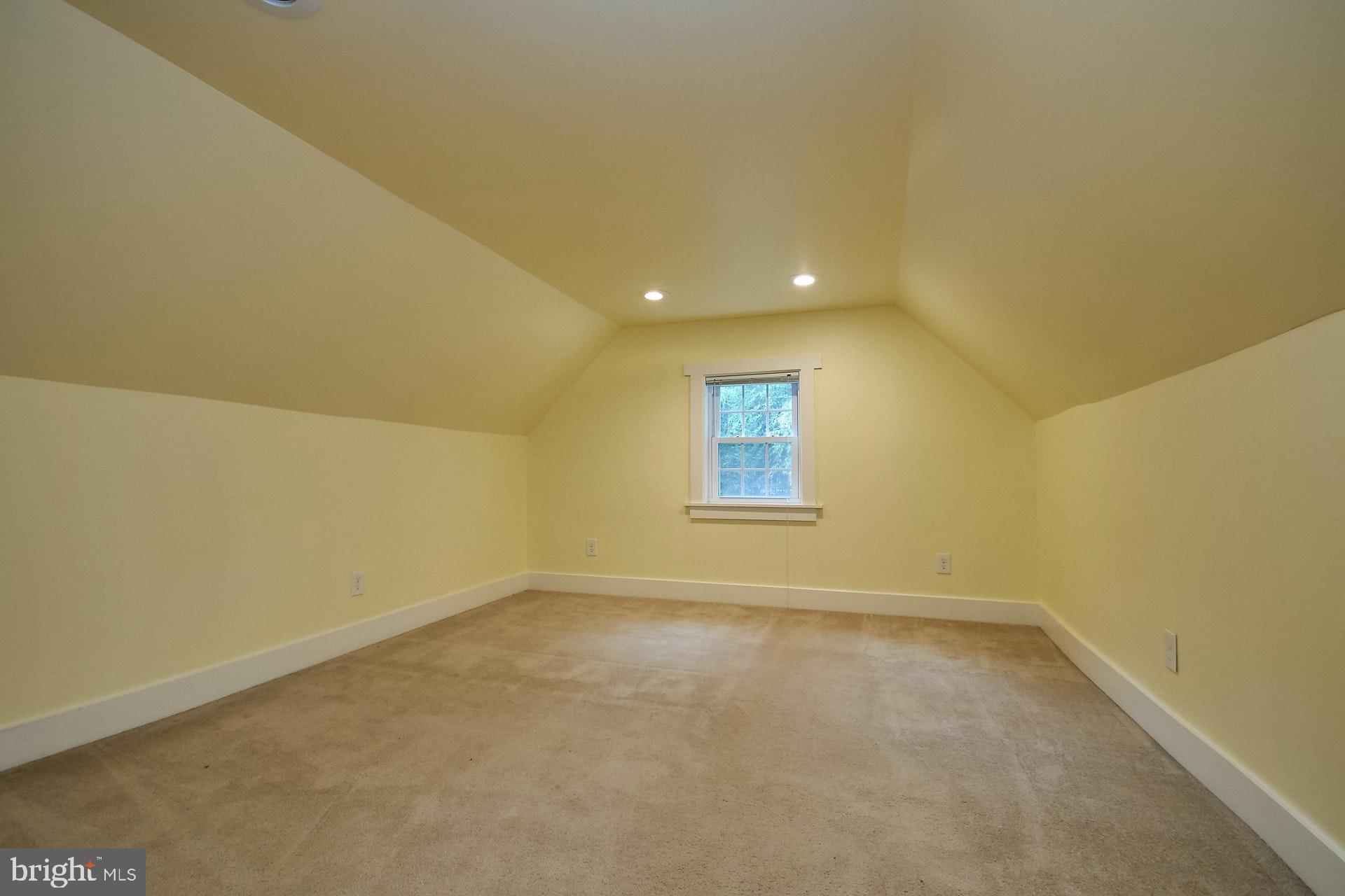 ENGLANDBORO - Residential Lease