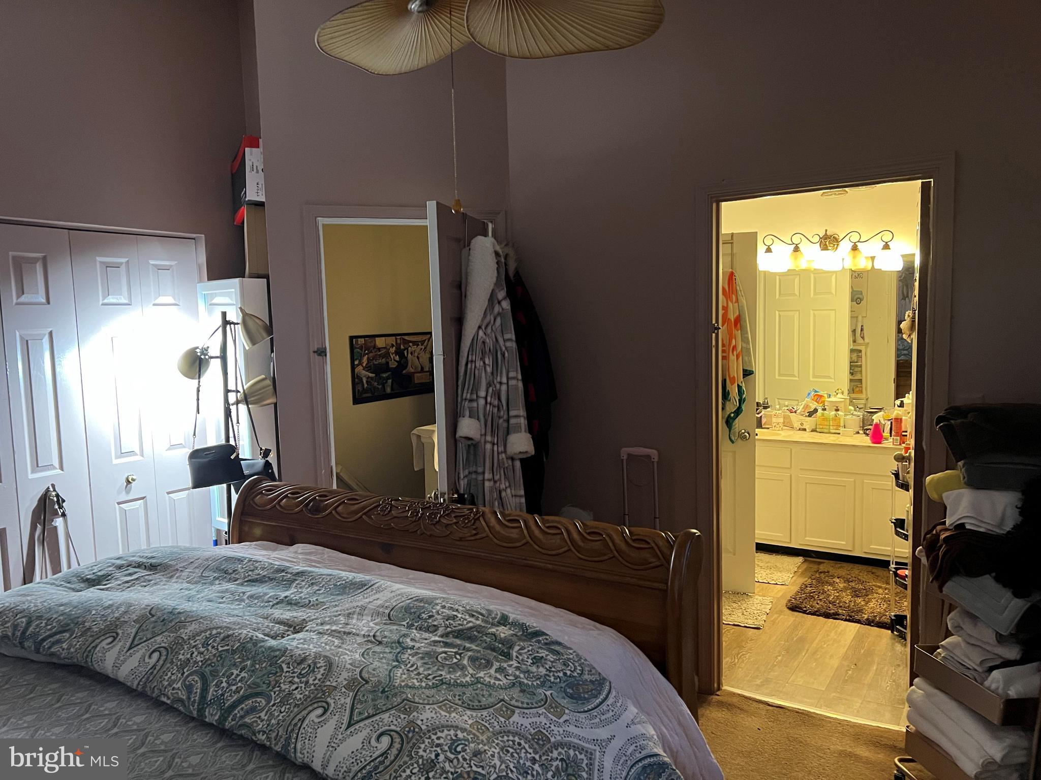 PUTNAM GREEN - Residential