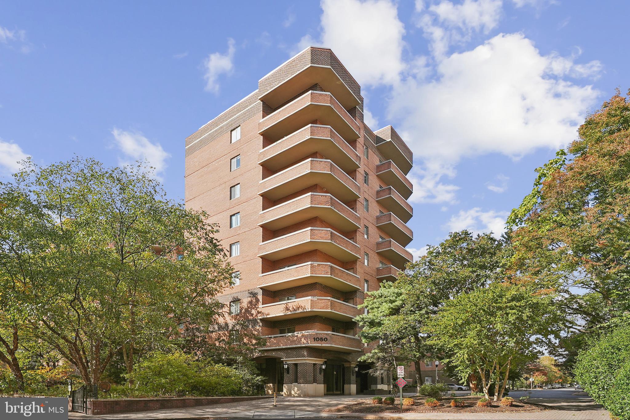 BALLSTON PARK - Residential