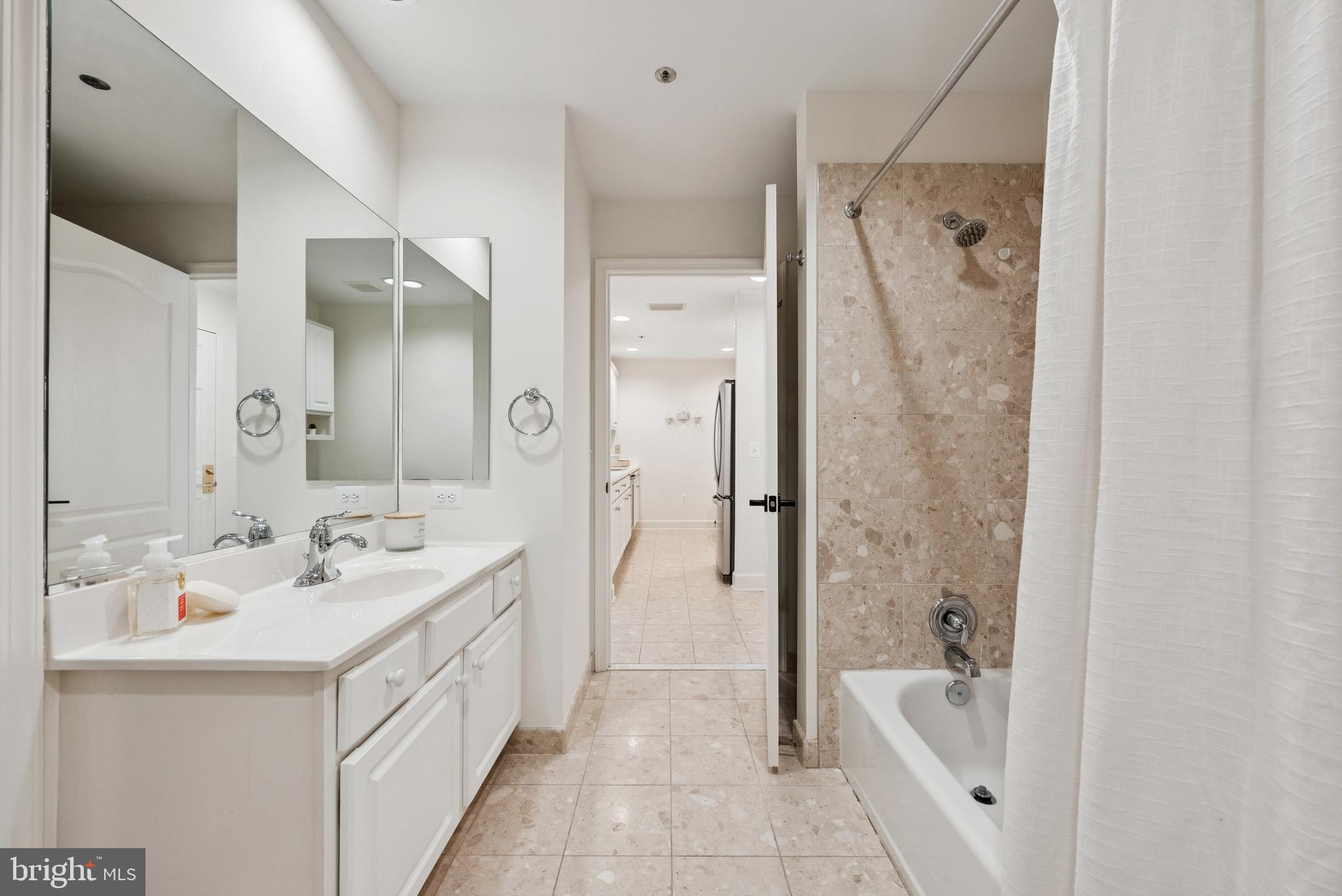 BALLSTON PARK - Residential