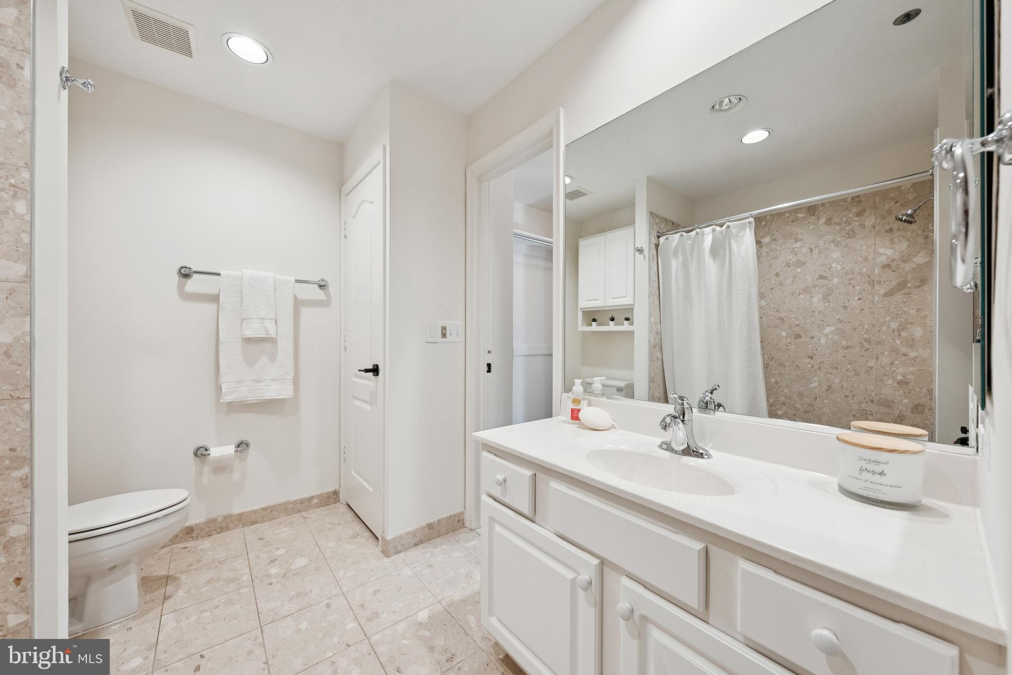 BALLSTON PARK - Residential