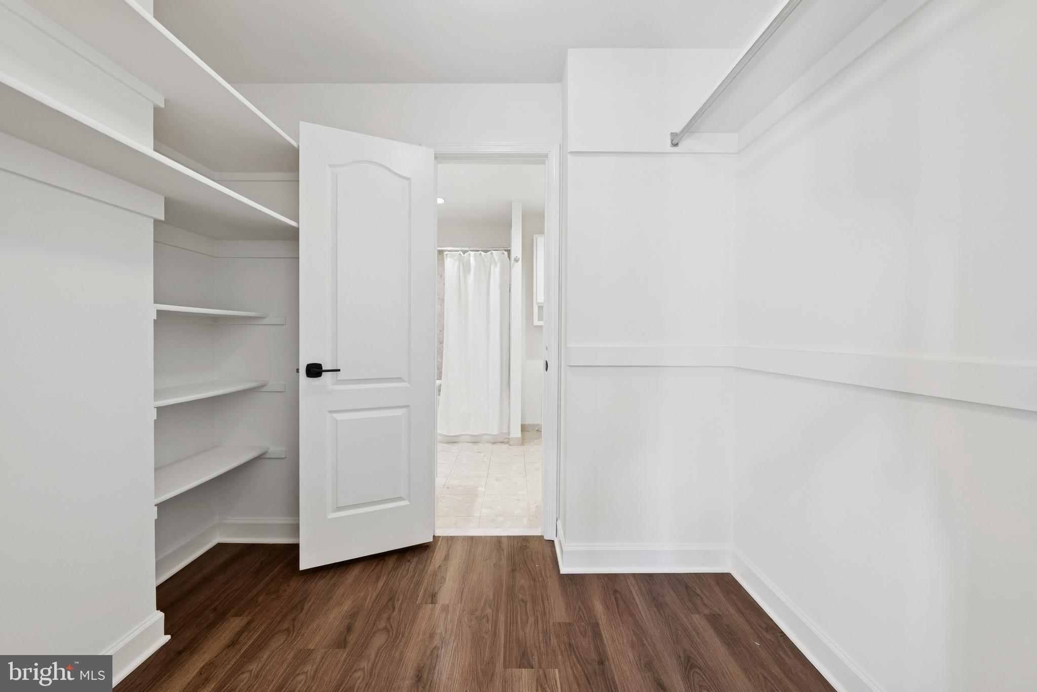 BALLSTON PARK - Residential