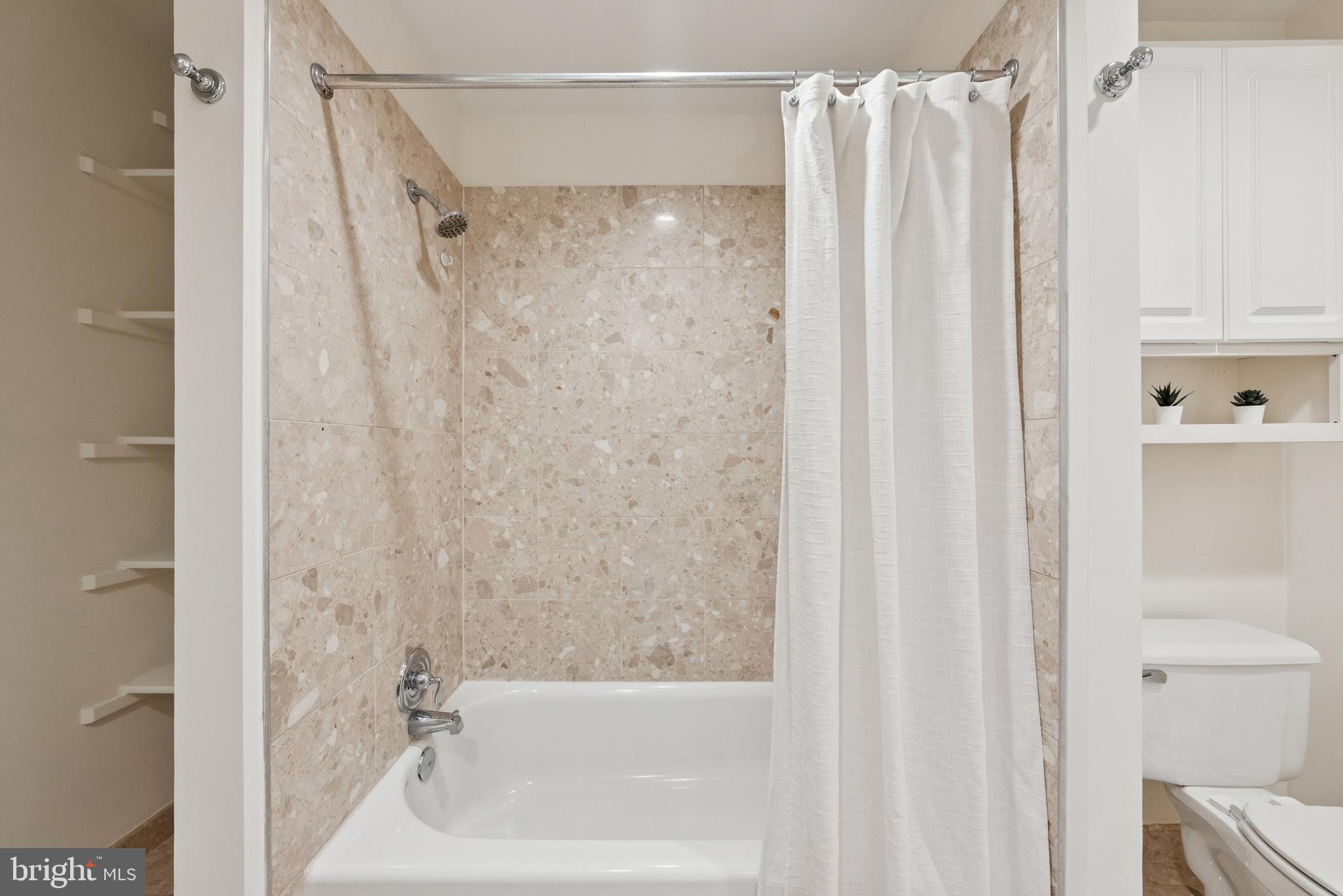 BALLSTON PARK - Residential