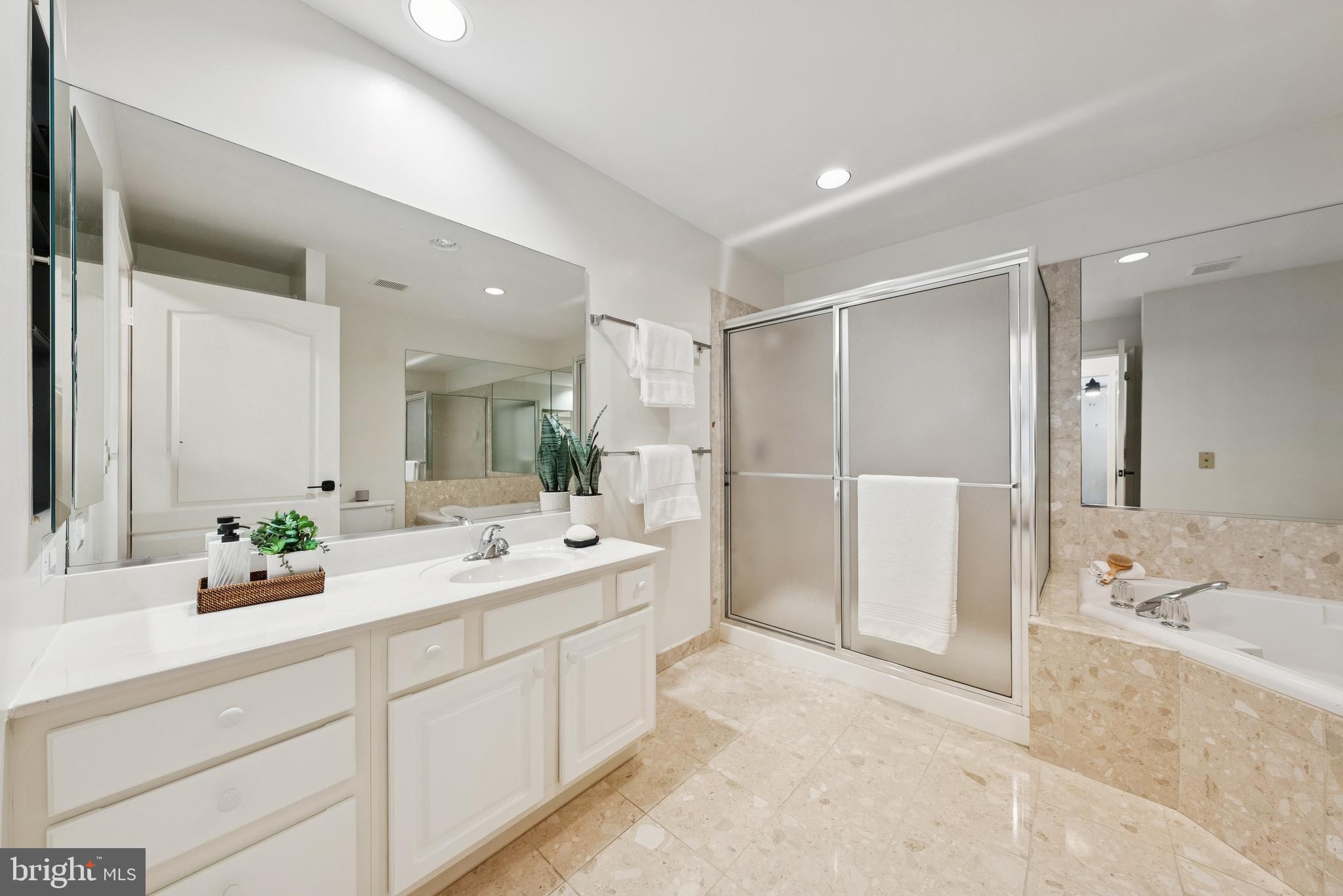 BALLSTON PARK - Residential