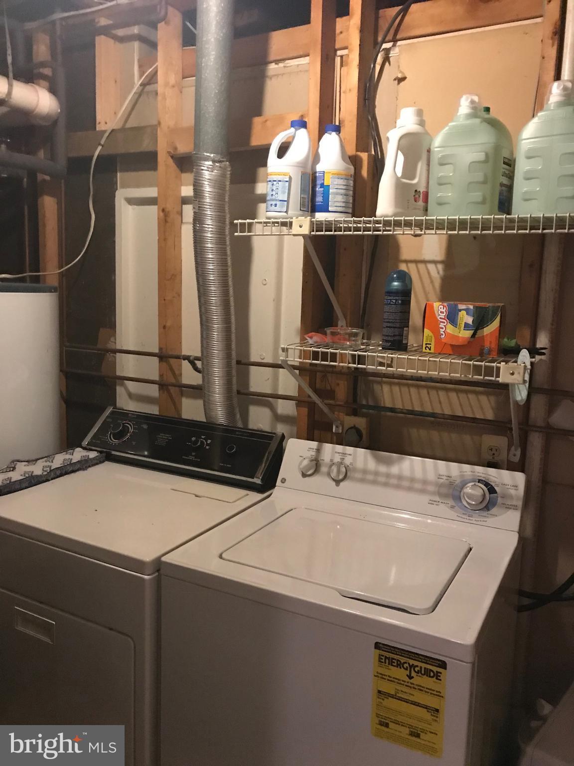 GROSVENOR PARK TOWNHOME CONDOMINIUMS - Residential Lease