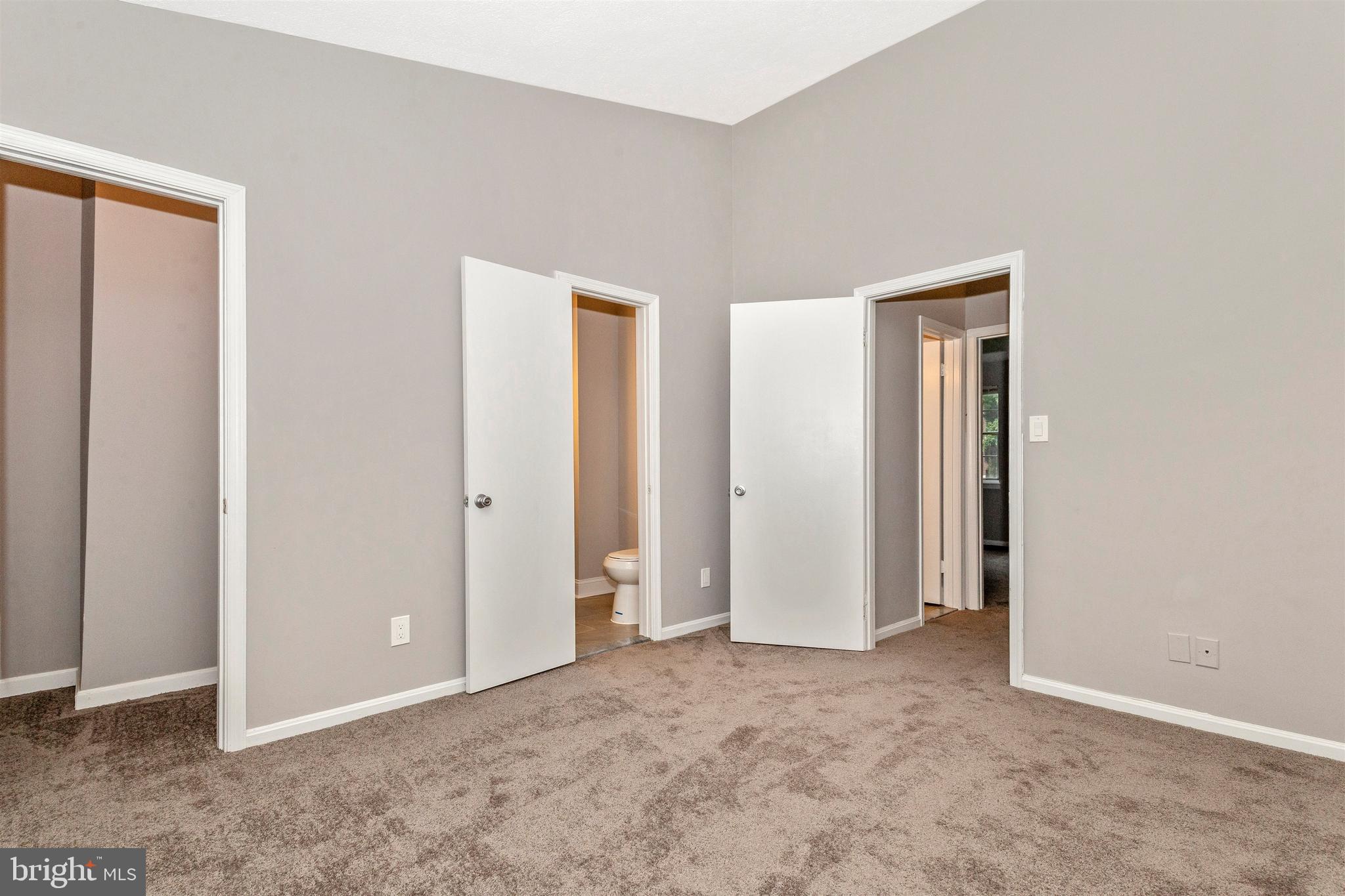 WAVERLY CONDOMINIUMS - Residential