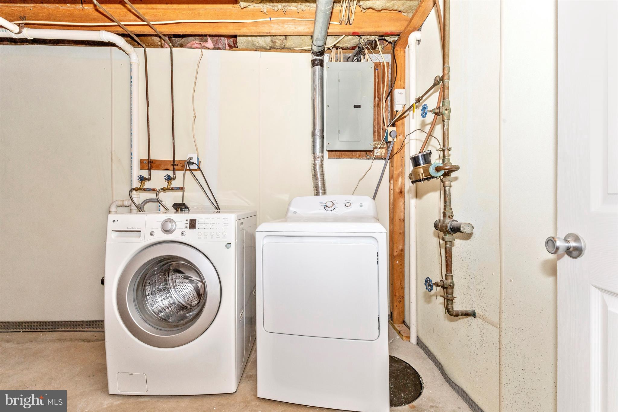 WAVERLY CONDOMINIUMS - Residential