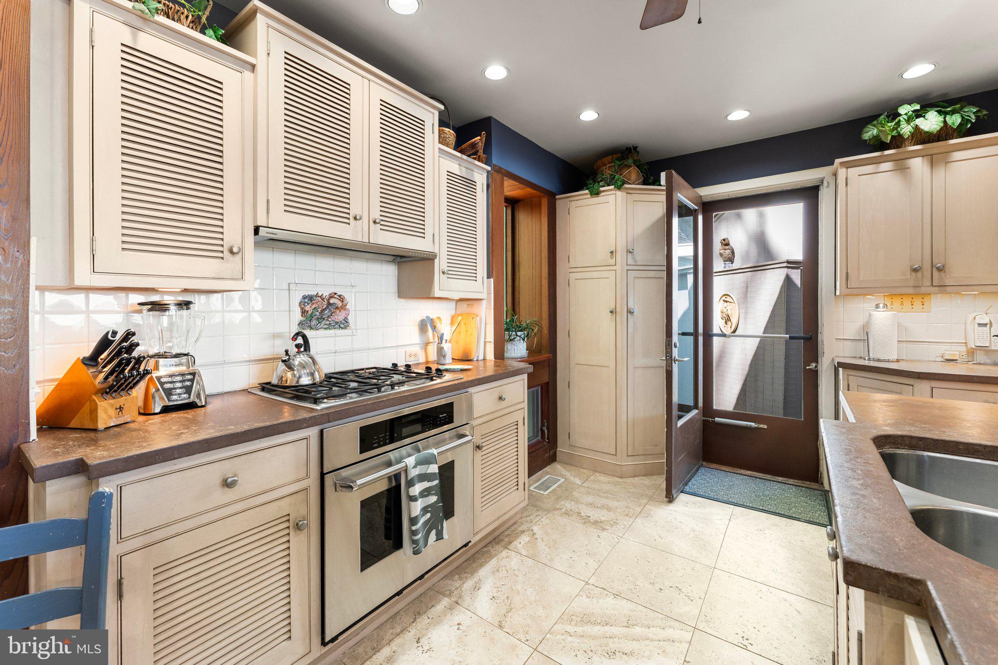 WILTON CREEK RD - Residential