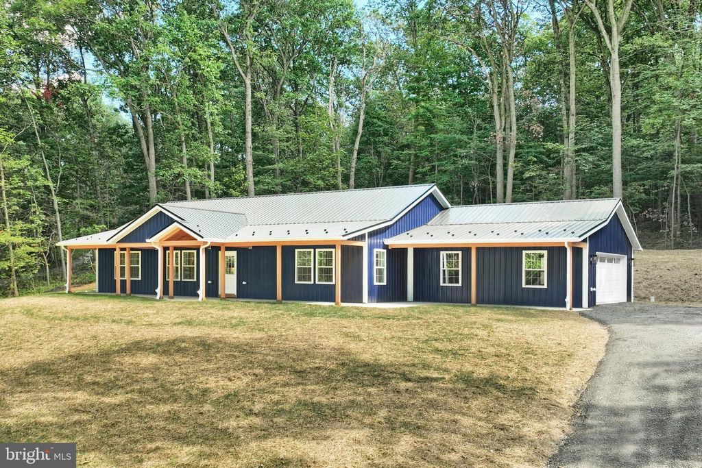 Photo of 12109 Woodland Drive, FELTON, PA 17322 (MLS # PAYK2089306)