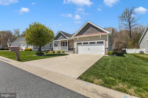 35 Platinum Drive, Dover, DE MLS: DEKT2045982