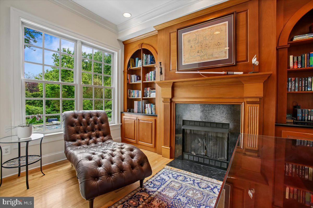 LANGLEY FOREST - Residential