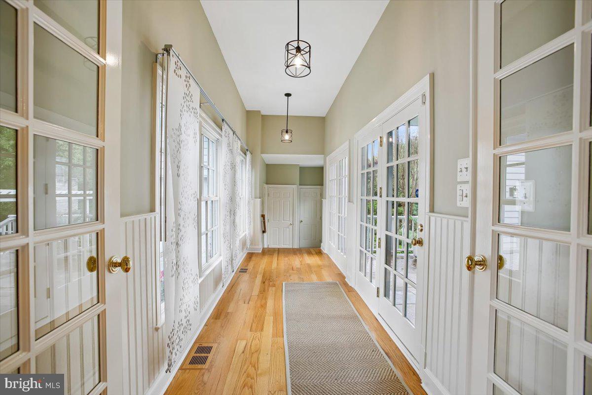 LANGLEY FOREST - Residential