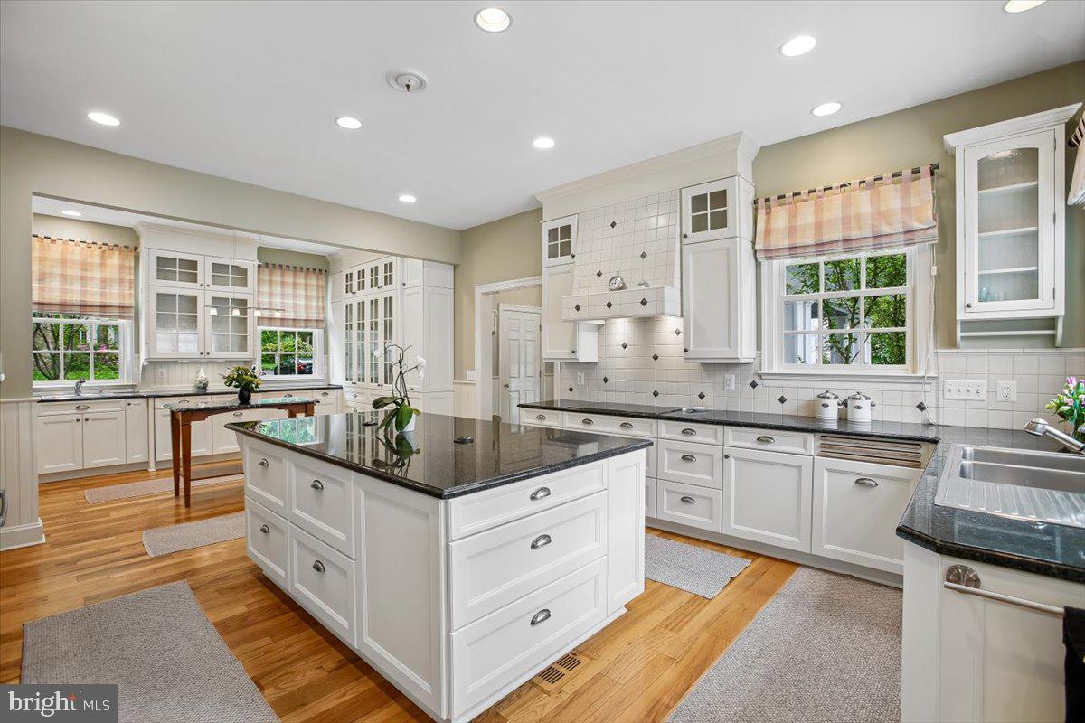 LANGLEY FOREST - Residential