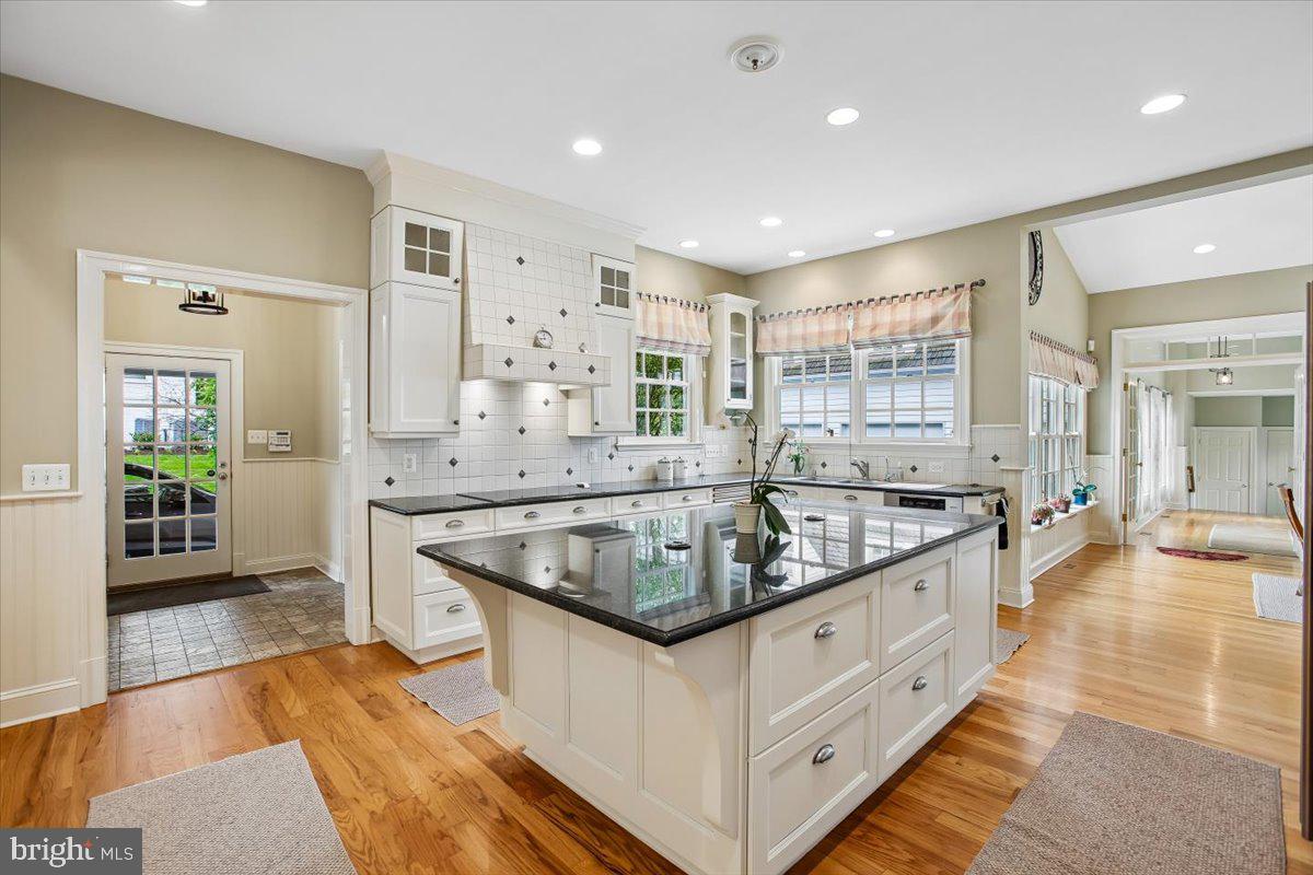 LANGLEY FOREST - Residential