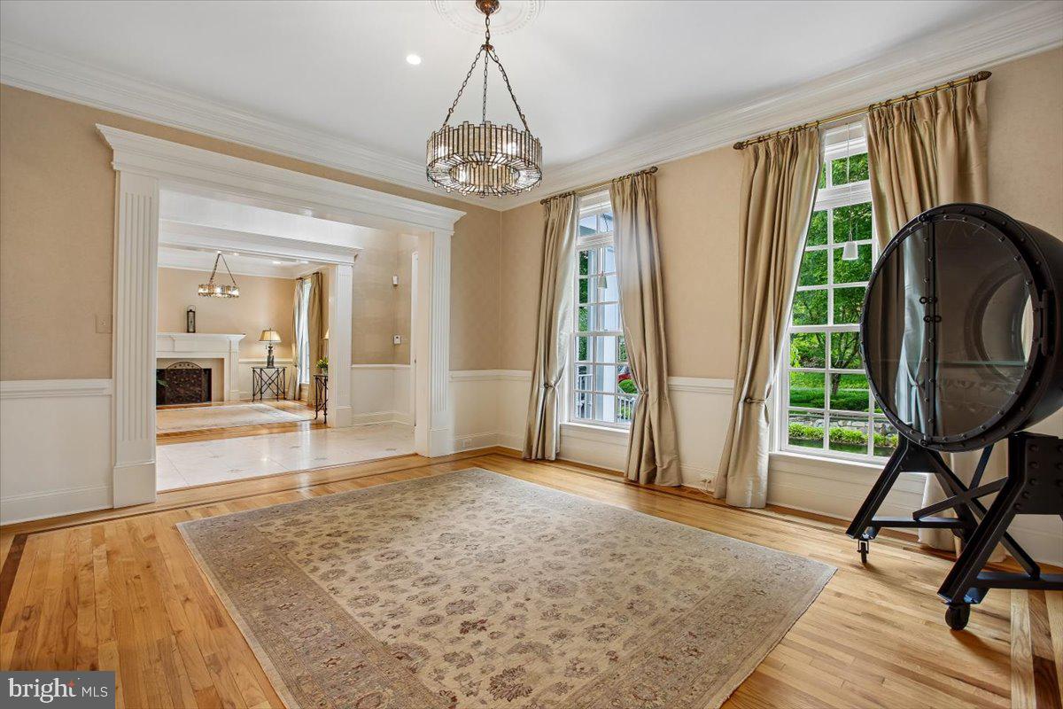 LANGLEY FOREST - Residential