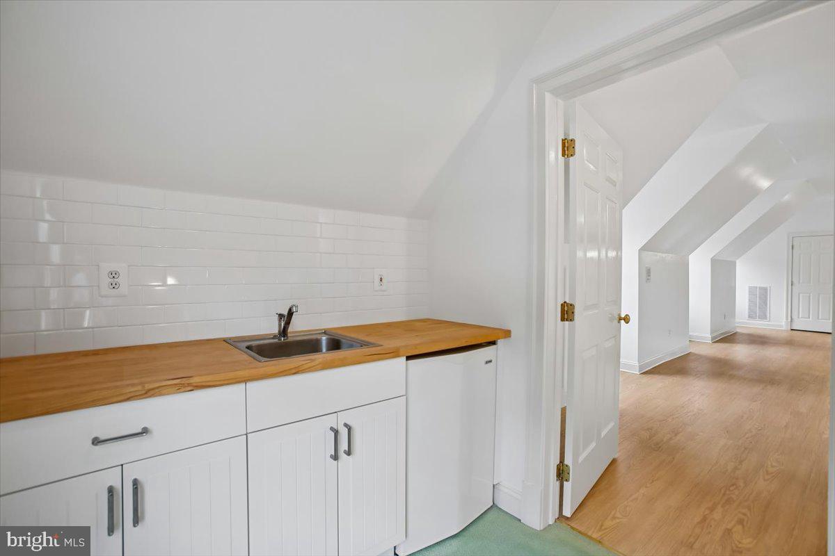 LANGLEY FOREST - Residential