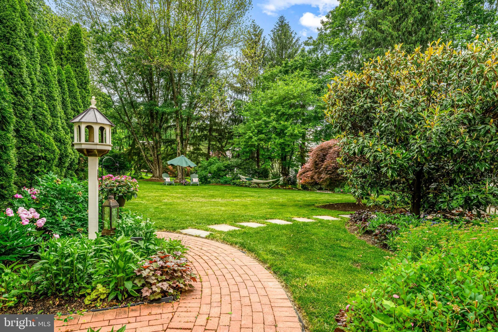 Berwyn, Pennsylvania 19312, United States, 6 Bedrooms Bedrooms, ,7 BathroomsBathrooms,Residential,Pending,140285