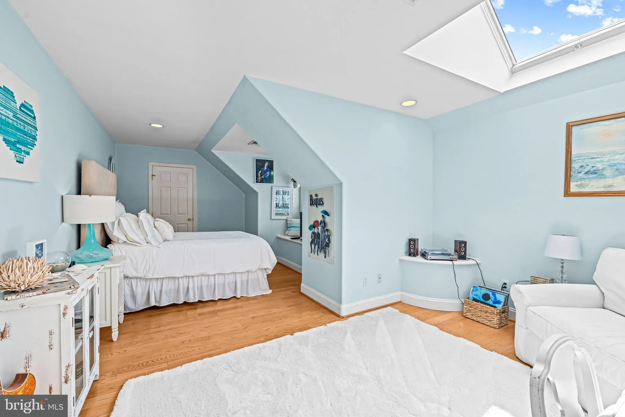 Berwyn, Pennsylvania 19312, United States, 6 Bedrooms Bedrooms, ,7 BathroomsBathrooms,Residential,Pending,140285