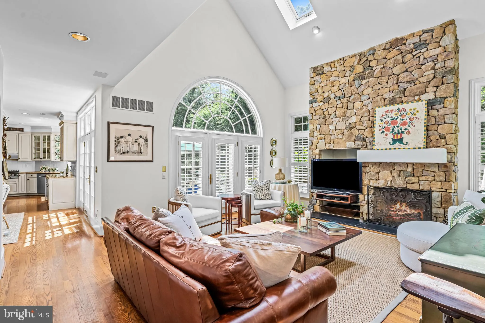 Berwyn, Pennsylvania 19312, United States, 6 Bedrooms Bedrooms, ,7 BathroomsBathrooms,Residential,Pending,140285