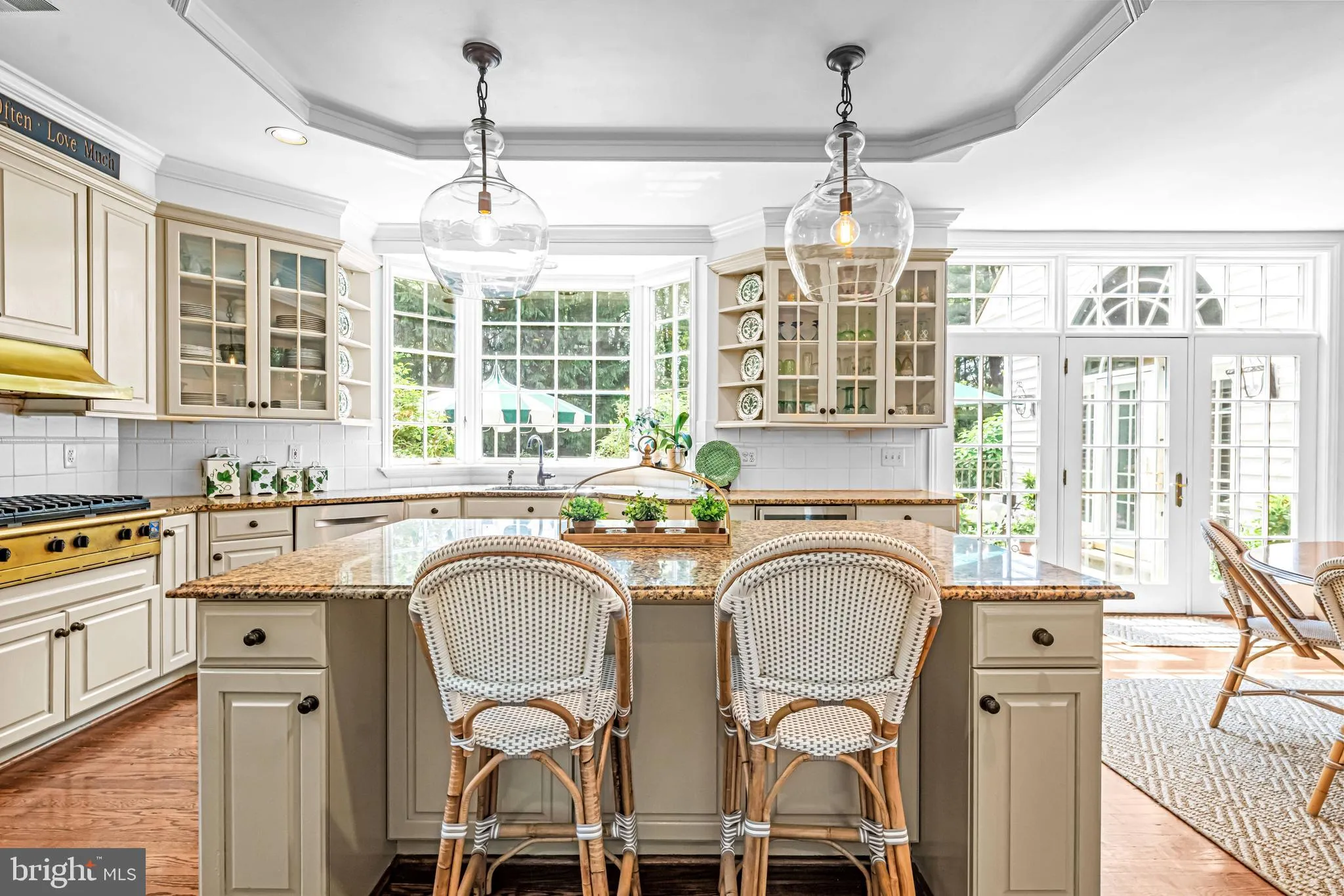 Berwyn, Pennsylvania 19312, United States, 6 Bedrooms Bedrooms, ,7 BathroomsBathrooms,Residential,Pending,140285