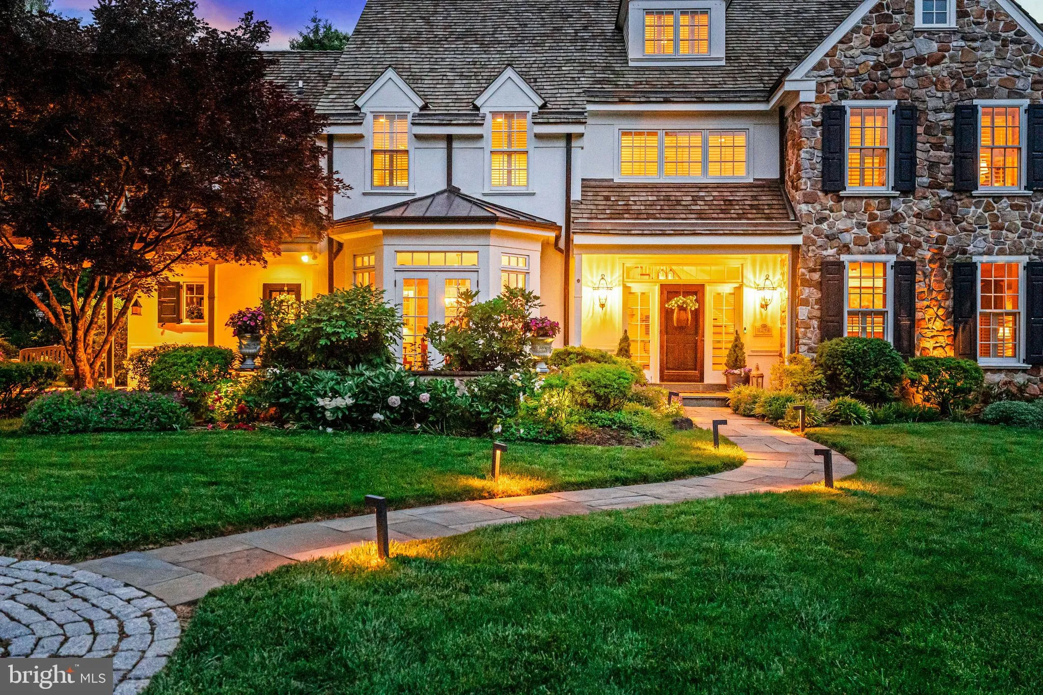 Berwyn, Pennsylvania 19312, United States, 6 Bedrooms Bedrooms, ,7 BathroomsBathrooms,Residential,Pending,140285