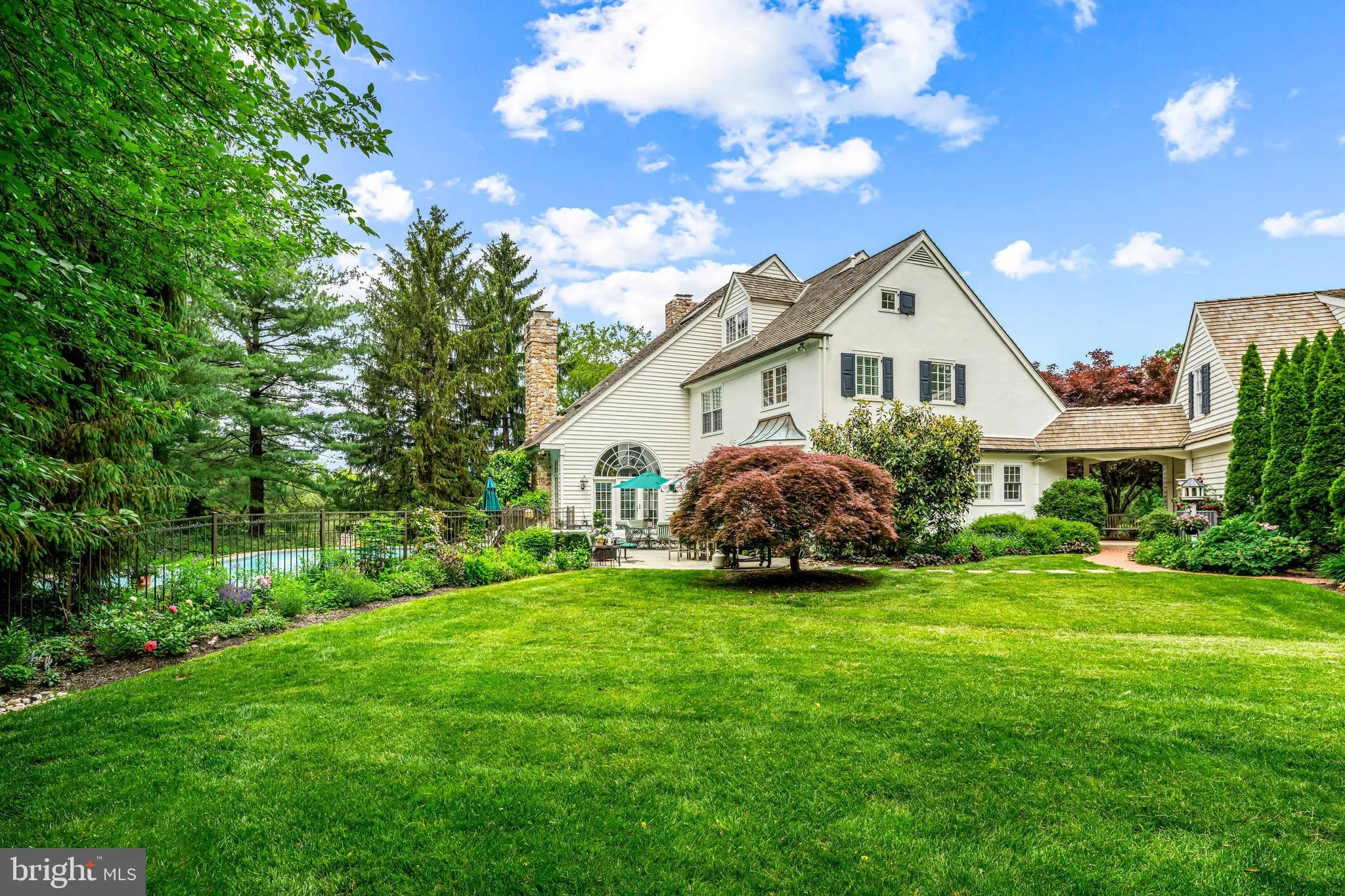 Berwyn, Pennsylvania 19312, United States, 6 Bedrooms Bedrooms, ,7 BathroomsBathrooms,Residential,Pending,140285