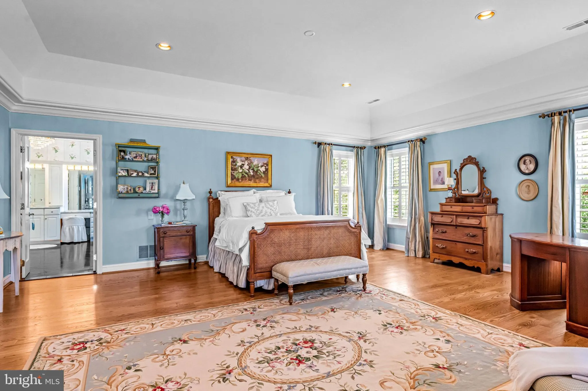 Berwyn, Pennsylvania 19312, United States, 6 Bedrooms Bedrooms, ,7 BathroomsBathrooms,Residential,Pending,140285