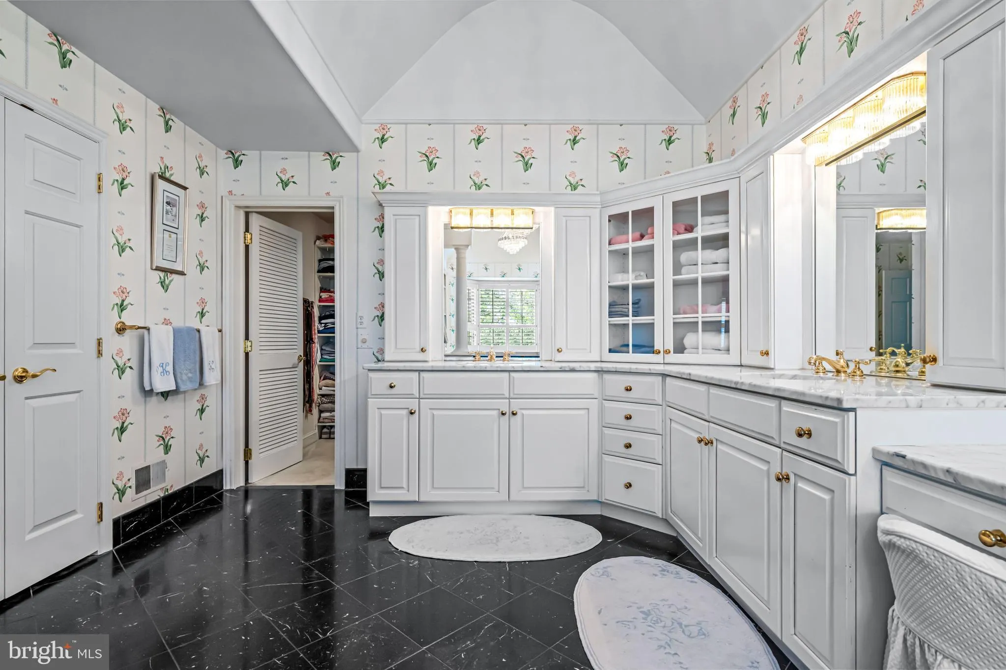 Berwyn, Pennsylvania 19312, United States, 6 Bedrooms Bedrooms, ,7 BathroomsBathrooms,Residential,Pending,140285