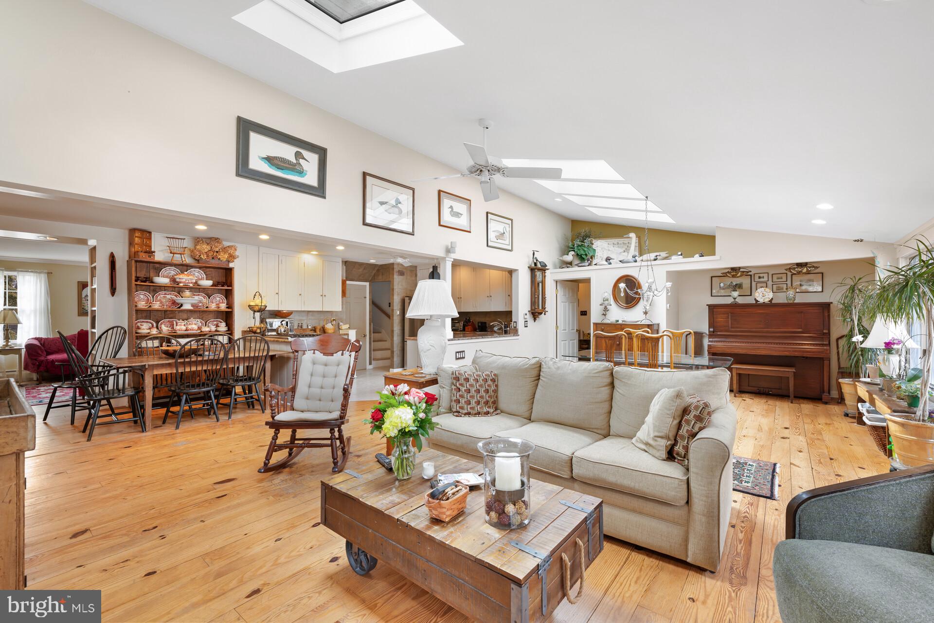 DOYLESTOWN - Residential Income