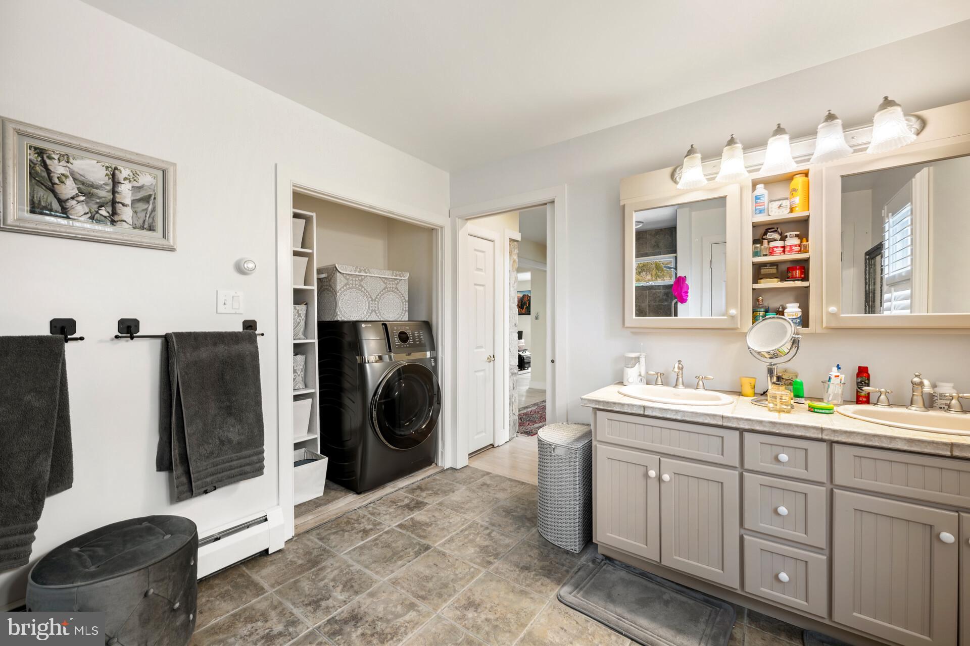 DOYLESTOWN - Residential Income