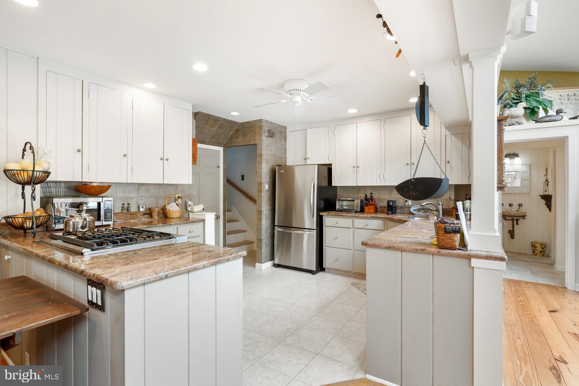 DOYLESTOWN - Residential Income