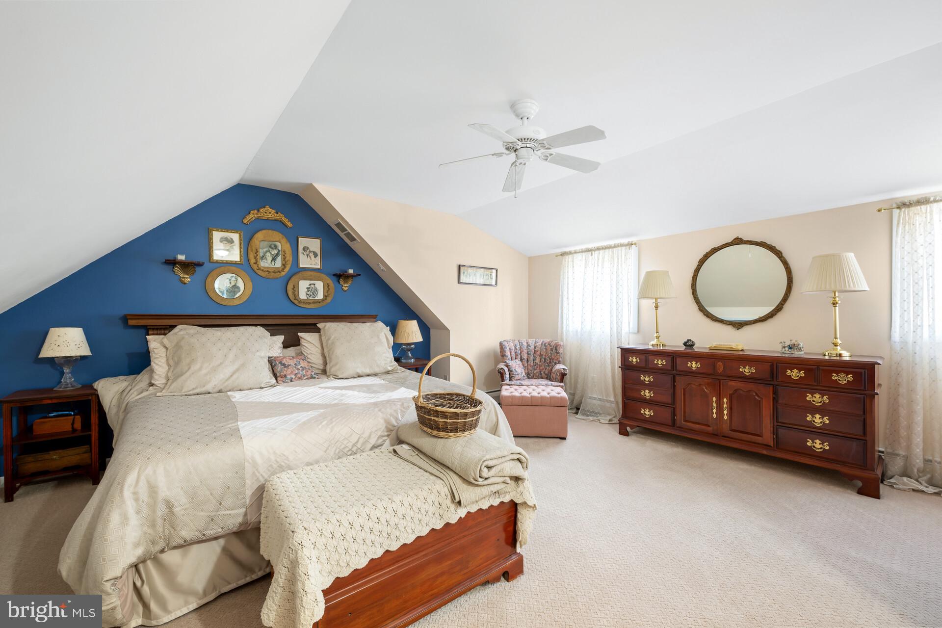 DOYLESTOWN - Residential Income