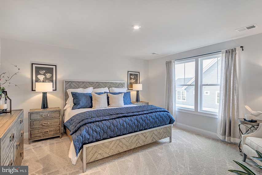 PRESIDENTS POINTE - Residential