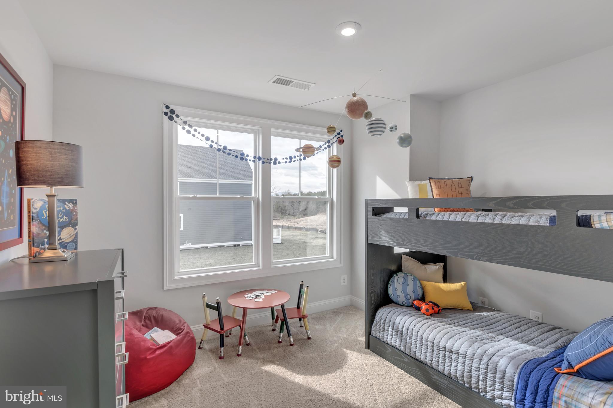 PRESIDENTS POINTE - Residential