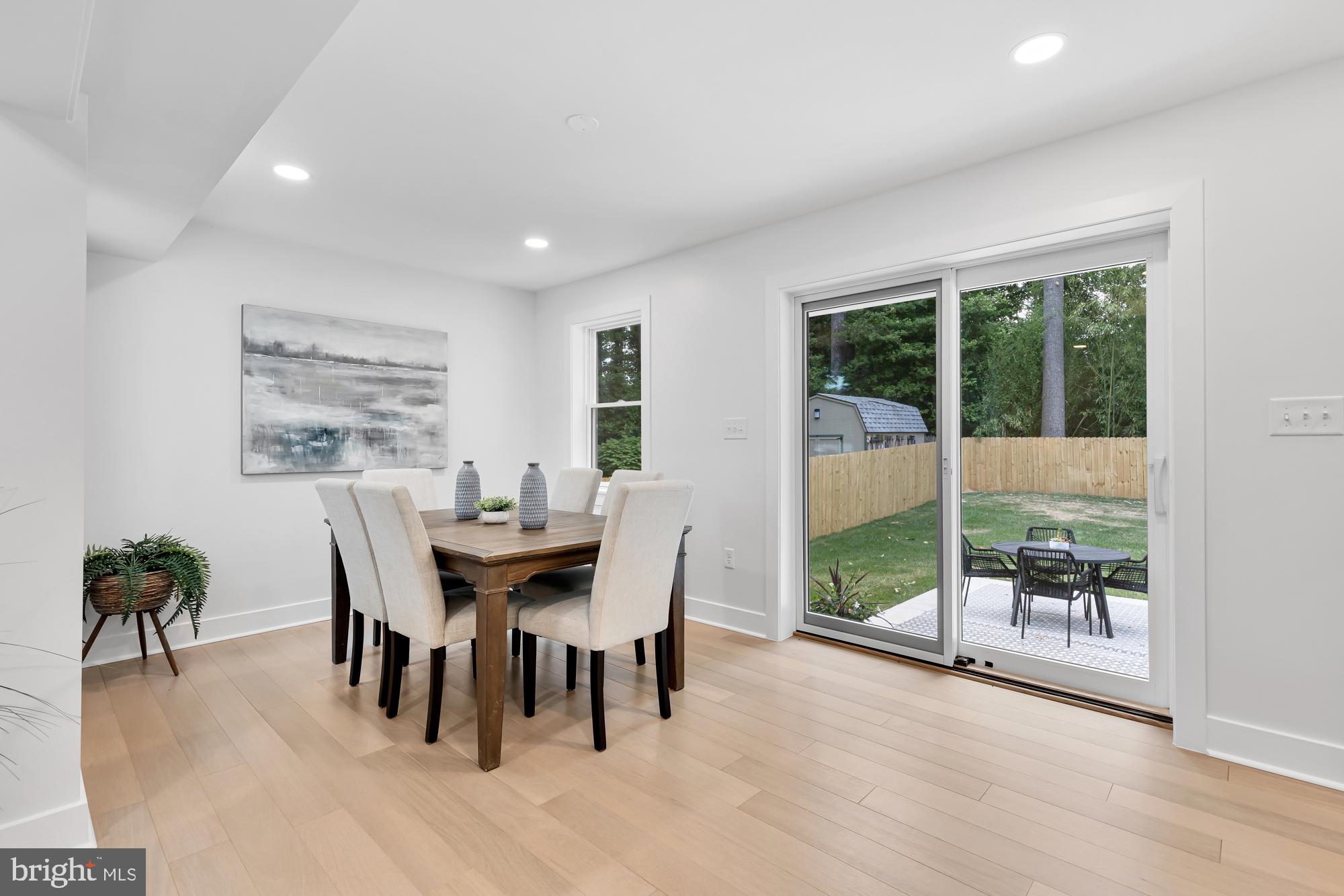 STRATTON WOODS - Residential