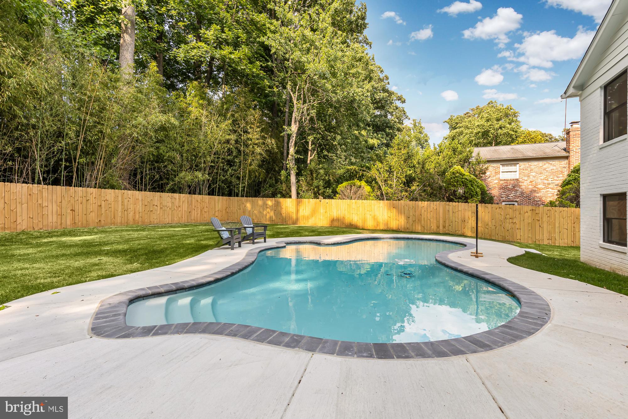 STRATTON WOODS - Residential