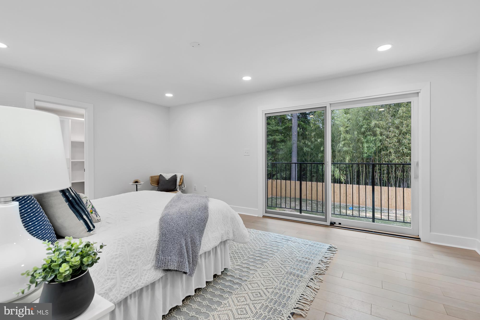 STRATTON WOODS - Residential