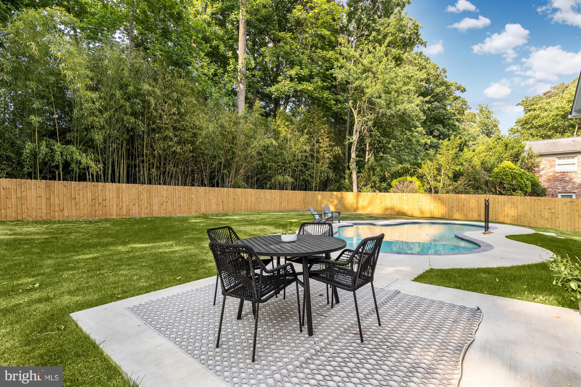 STRATTON WOODS - Residential