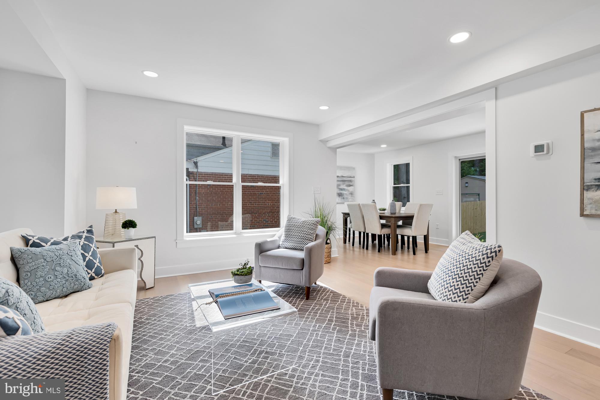 STRATTON WOODS - Residential